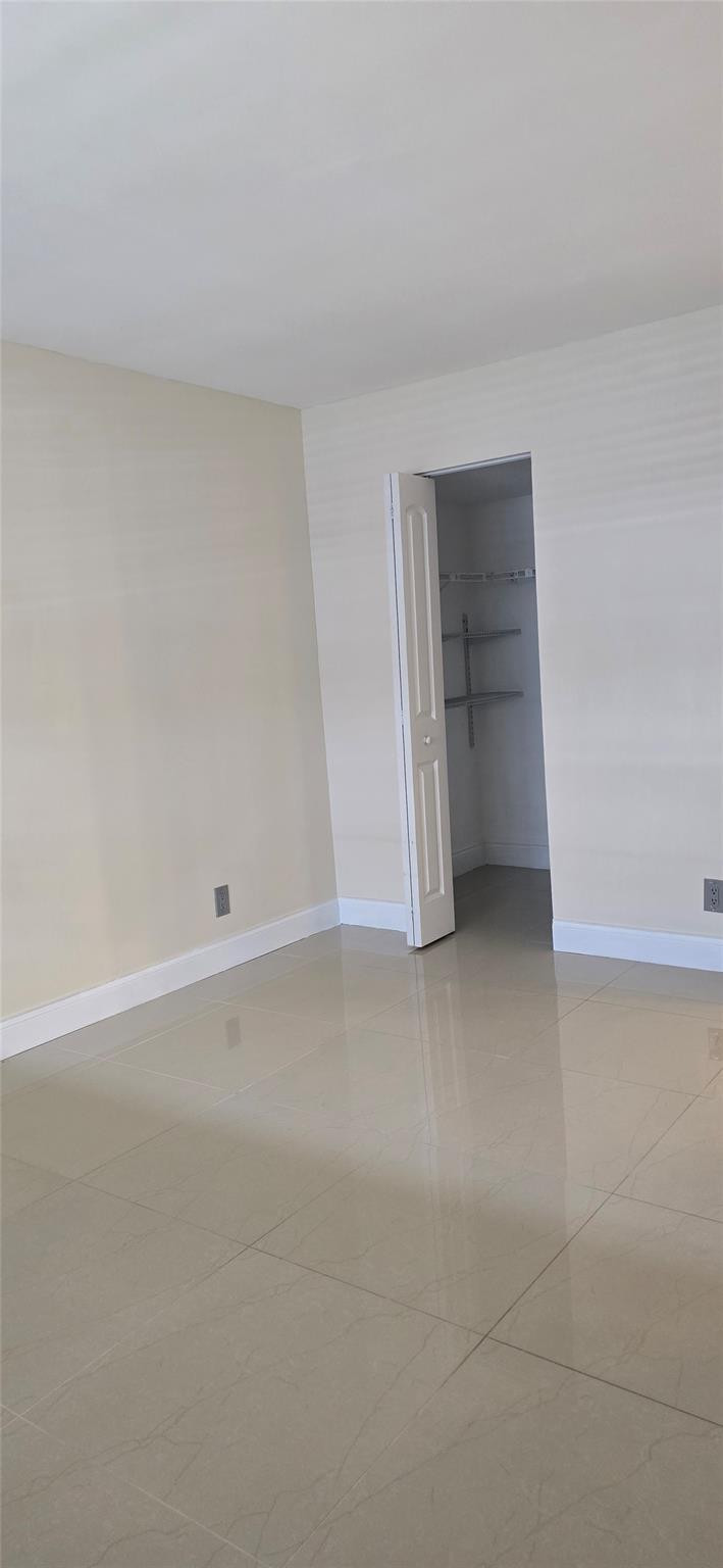 8000 South Colony Circle, Unit 309 Tamarac, FL 33321 - Photo 12 of 16 a view of an empty room
