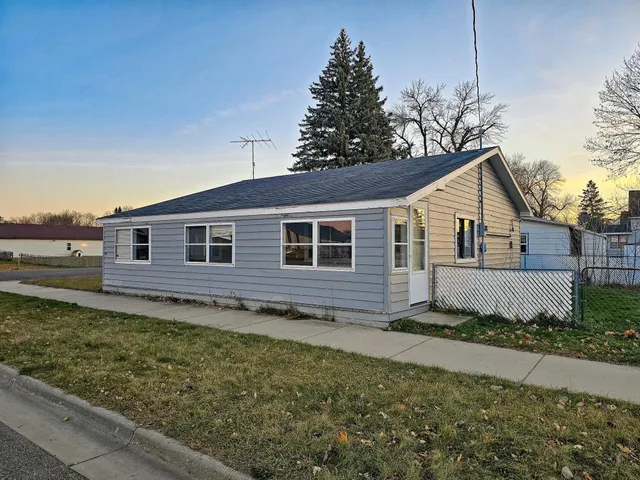 $79,900 | 500 Fergus Avenue, Henning, MN 56551