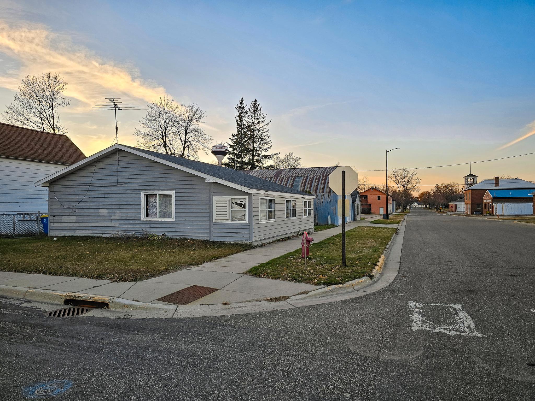 500 Fergus Avenue Henning, MN 56551 - Photo 2 of 19