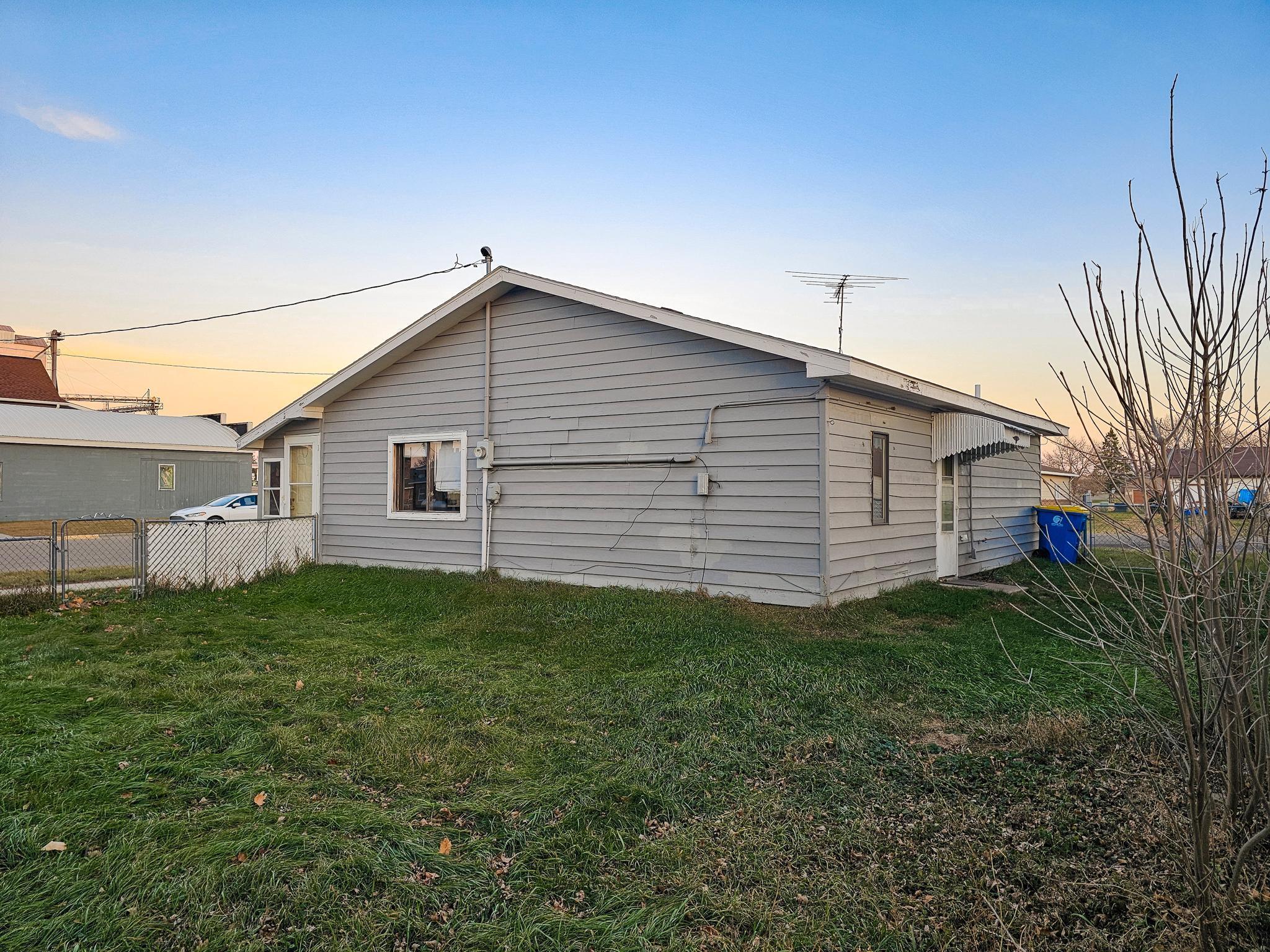 500 Fergus Avenue Henning, MN 56551 - Photo 4 of 19