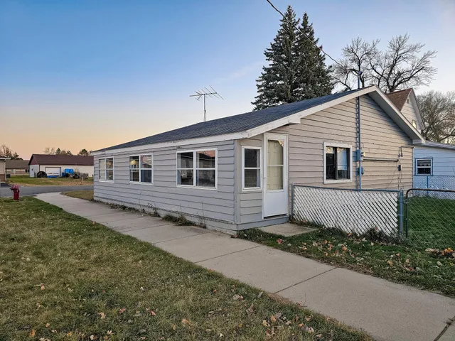 $79,900 | 500 Fergus Avenue, Henning, MN 56551