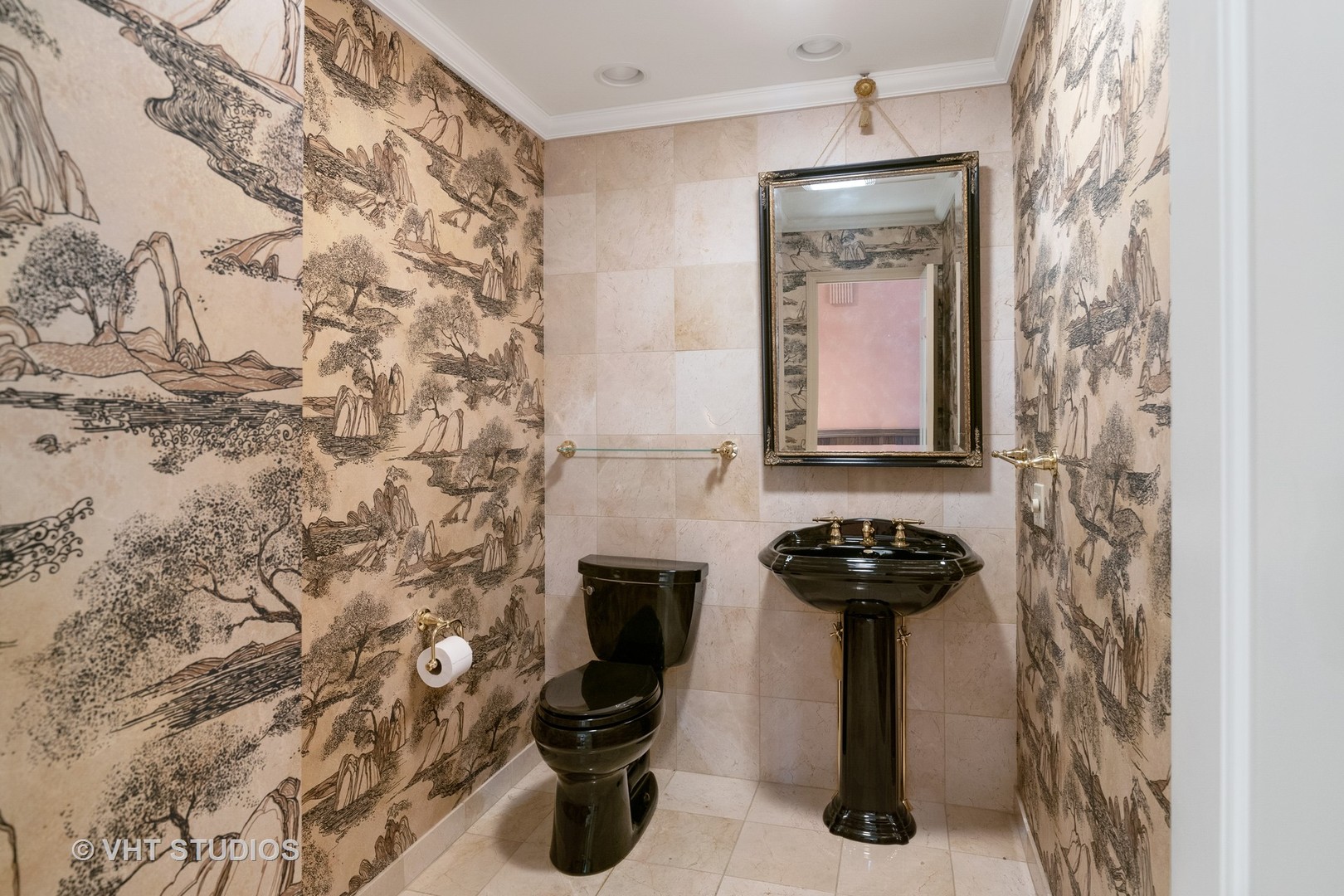 60 North Ridge Road Lake Forest, IL 60045 - Photo 11 of 36 a bathroom with a sink and mirror