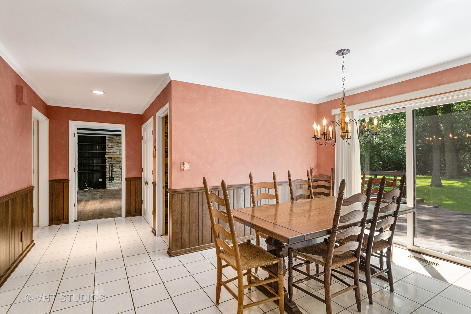 60 North Ridge Road Lake Forest, IL 60045 - Photo 13 of 36 a dining room with furniture and window
