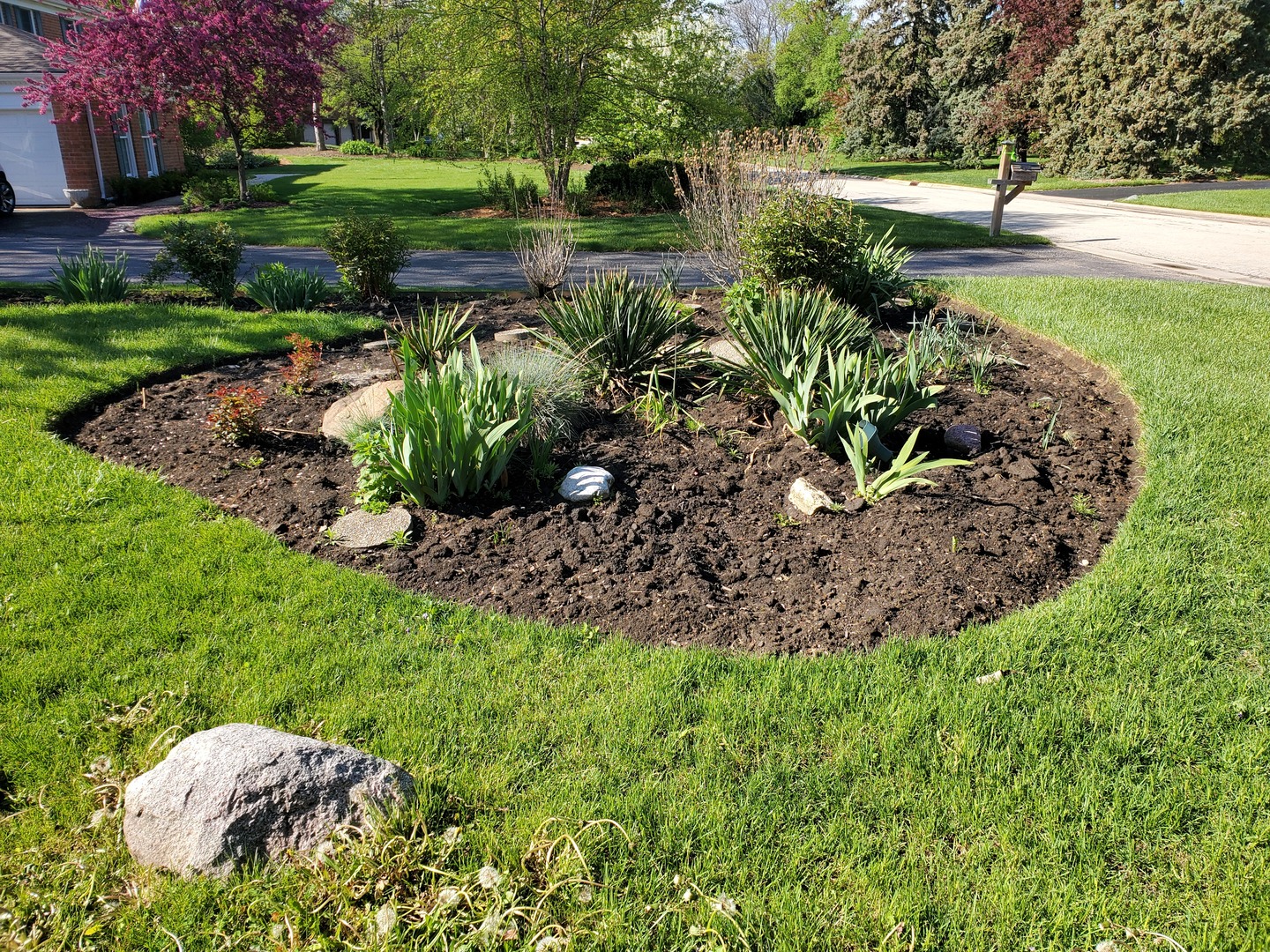 60 North Ridge Road Lake Forest, IL 60045 - Photo 30 of 36 a view of a garden with a lake