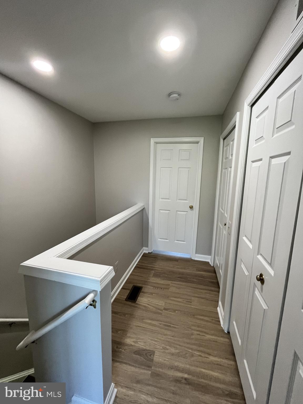 5106 Observation Way Alexandria, VA 22312 - Photo 14 of 31 Hallway
