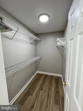 $3,295 | 5106 Observation Way, Alexandria, VA 22312