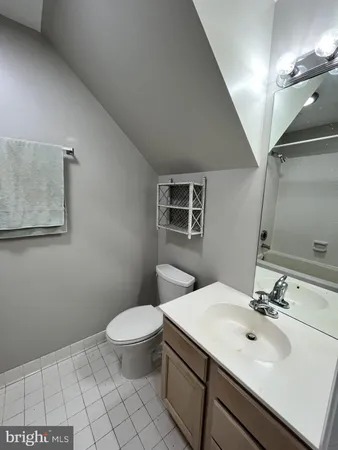 $3,295 | 5106 Observation Way, Alexandria, VA 22312