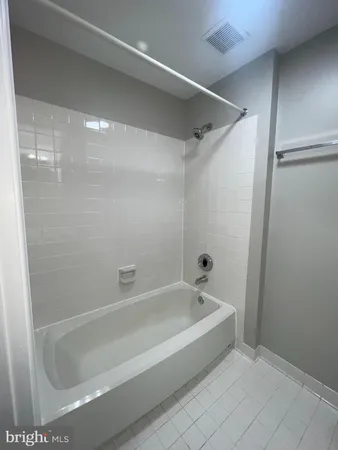 $3,295 | 5106 Observation Way, Alexandria, VA 22312