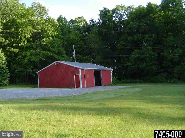 165 Watters Road New Park, PA 17352 - Photo 3 of 9 Gallery Image 3