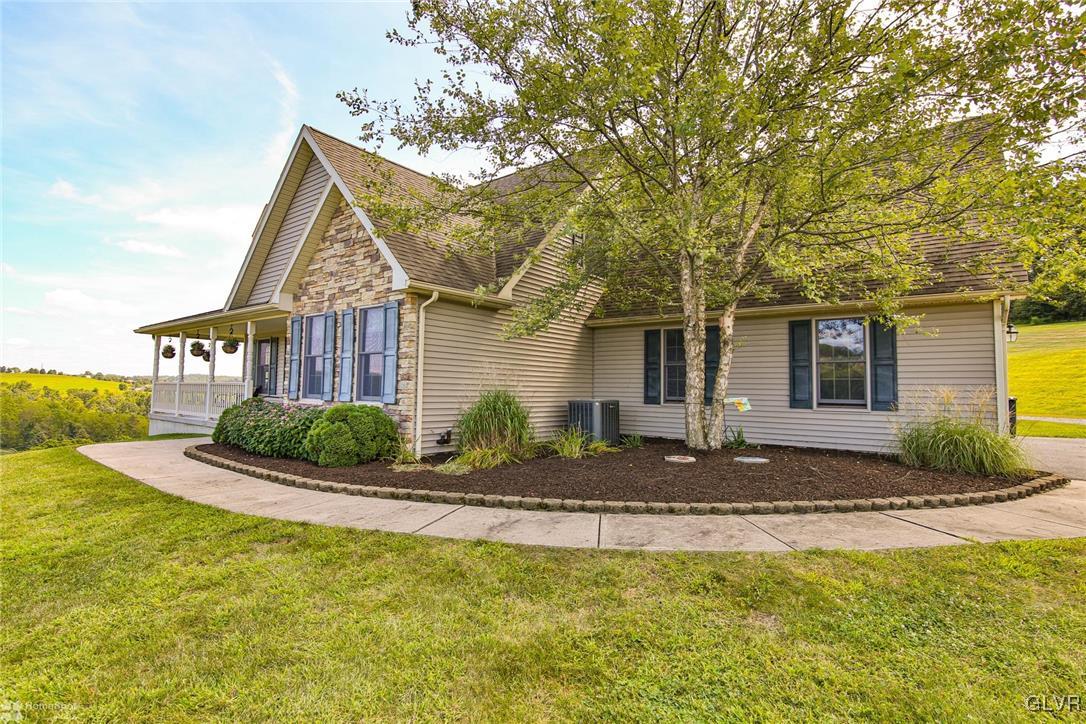 3379 Murphy Road Walnutport, PA 18088 - Photo 2 of 46 Gallery Image 2