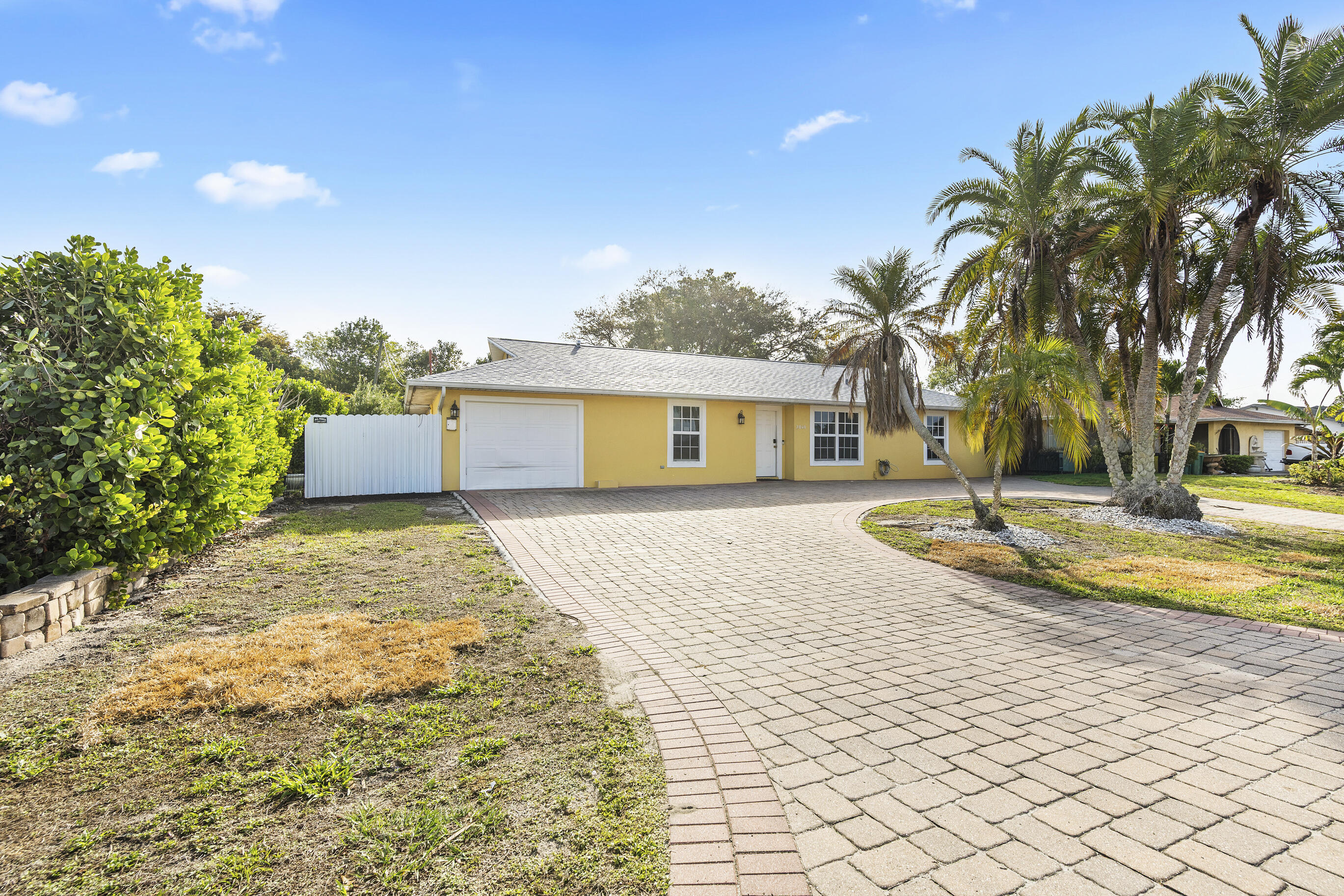 2040 46th Terrace Southwest Naples, FL 34116 - Photo 40 of 46 112A8033