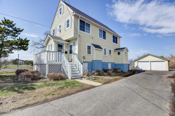 $1,399,000 | 47 Valentine Street, Monmouth Beach, NJ 07750
