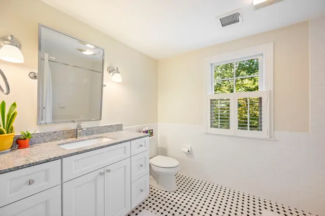 $2,575,800 | 137 Fairoaks Lane, Cohasset, MA 02025