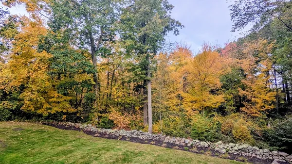 $2,448,000 | 137 Fairoaks Lane, Cohasset, MA 02025
