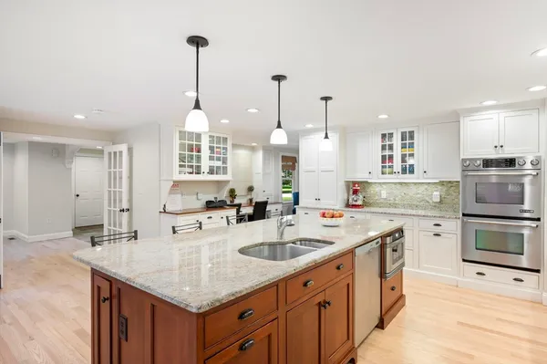 $2,448,000 | 137 Fairoaks Lane, Cohasset, MA 02025