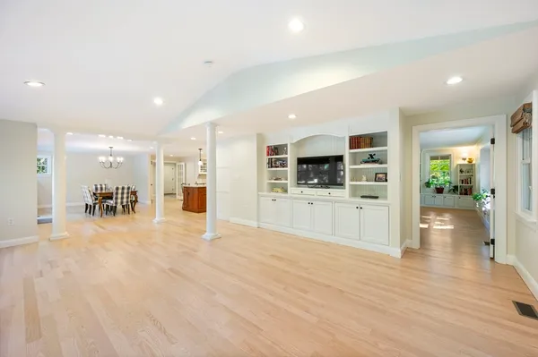 $2,448,000 | 137 Fairoaks Lane, Cohasset, MA 02025