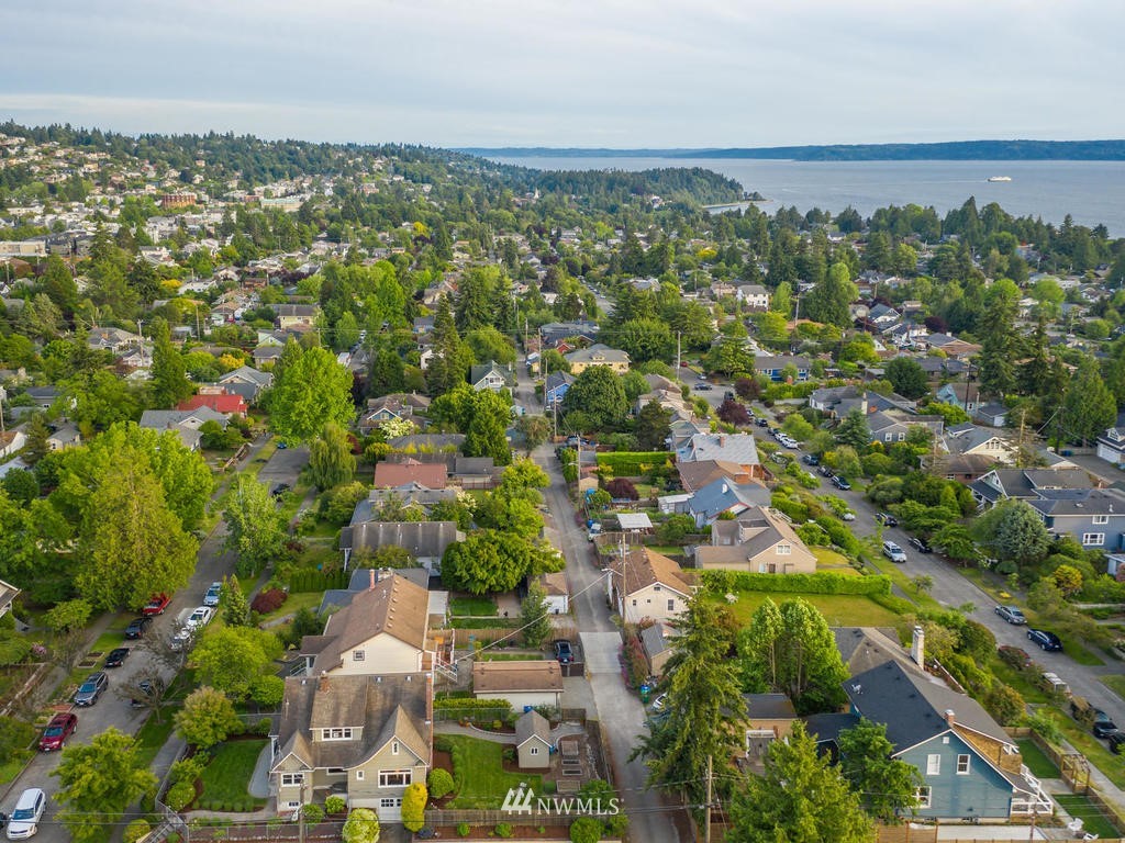 4505 Southwest Brandon Street Seattle, WA 98136 - Photo 34 of 39 Gallery Image 34