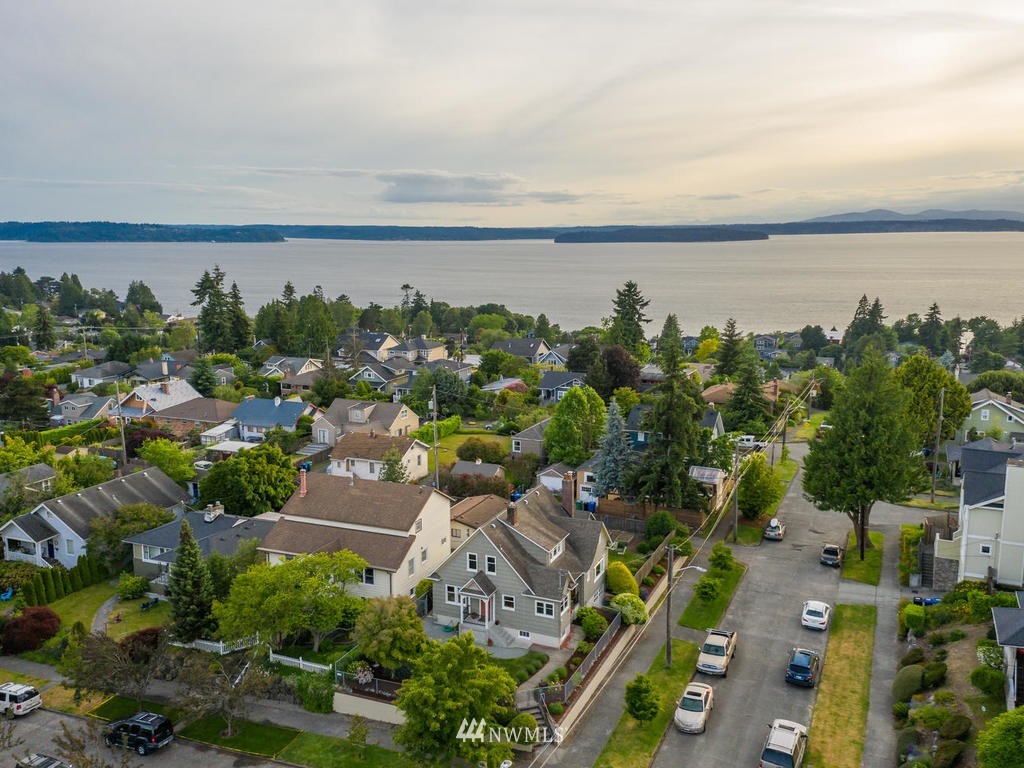 4505 Southwest Brandon Street Seattle, WA 98136 - Photo 36 of 39 Gallery Image 36