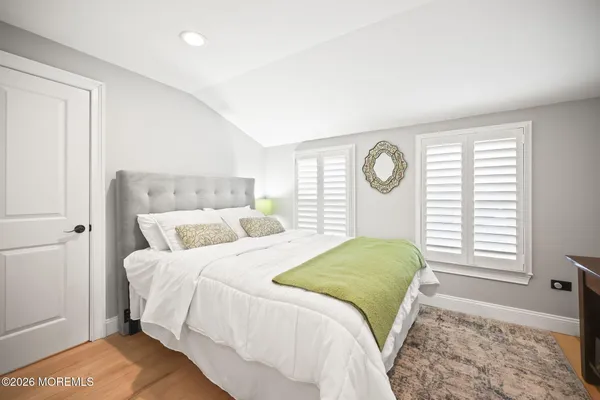 $739,999 | 33 Memorial Parkway, Atlantic Highlands, NJ 07716