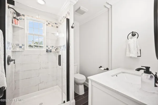 $739,999 | 33 Memorial Parkway, Atlantic Highlands, NJ 07716