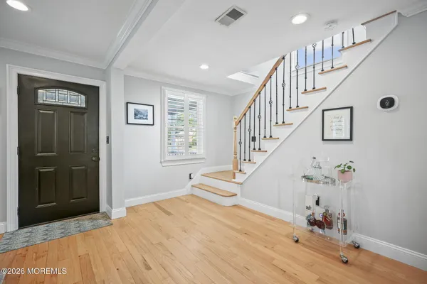 $739,999 | 33 Memorial Parkway, Atlantic Highlands, NJ 07716