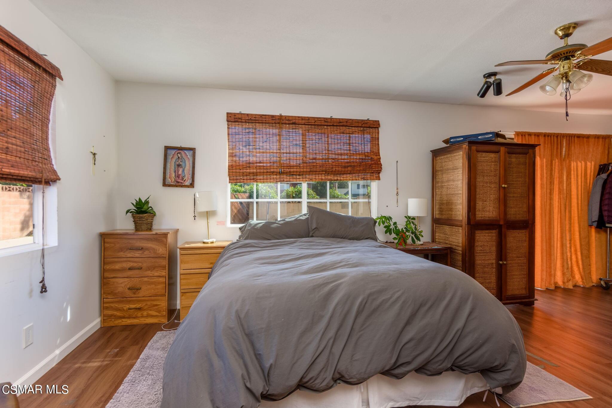 2190 May Court Simi Valley, CA 93063 - Photo 14 of 31 2190 May #14