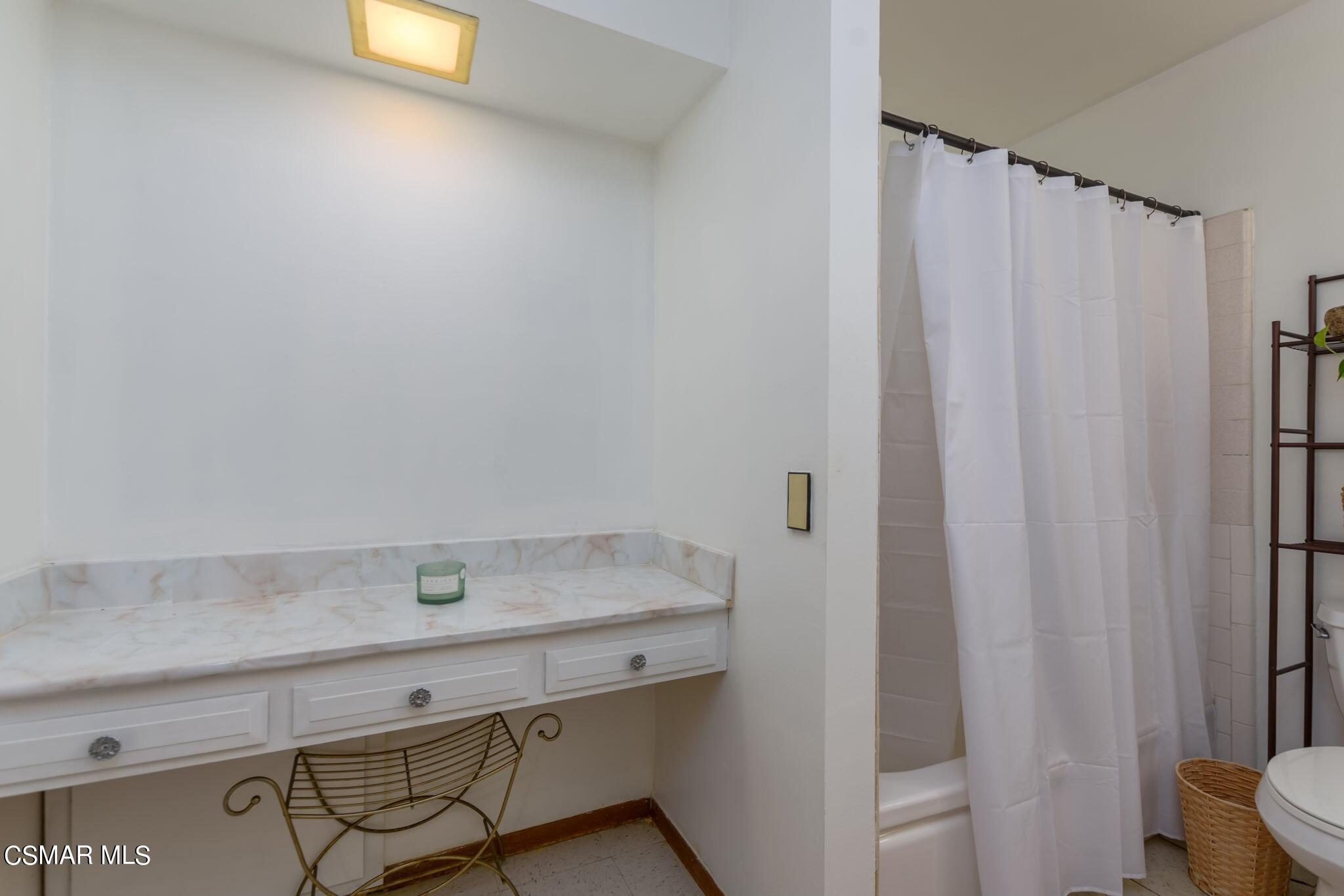 2190 May Court Simi Valley, CA 93063 - Photo 25 of 31 2190 May #25