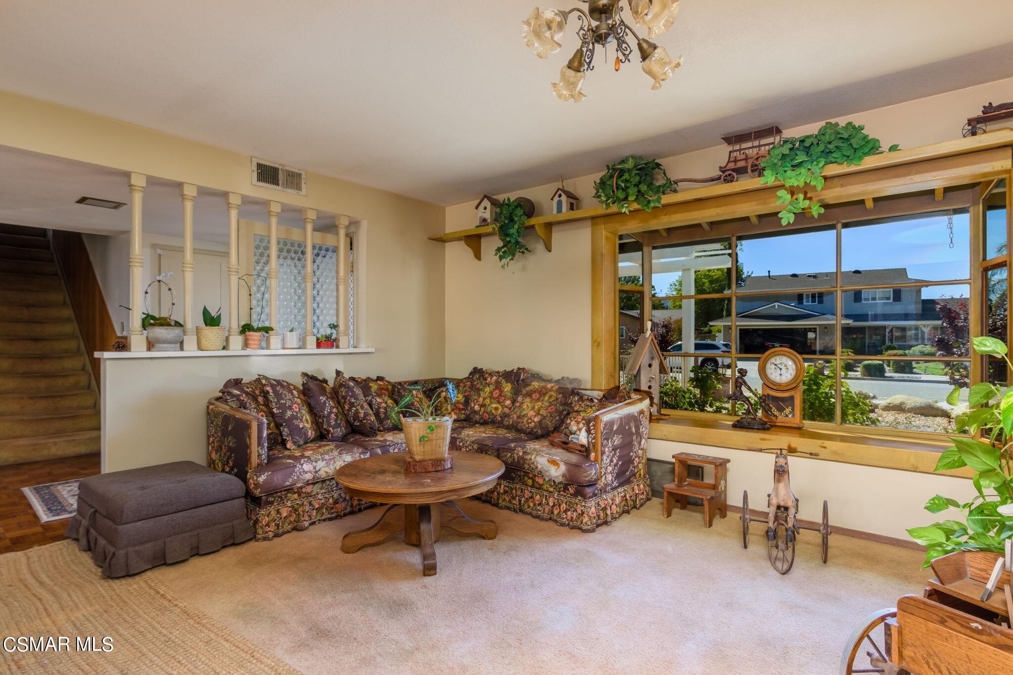 2190 May Court Simi Valley, CA 93063 - Photo 9 of 31 2190 May #9