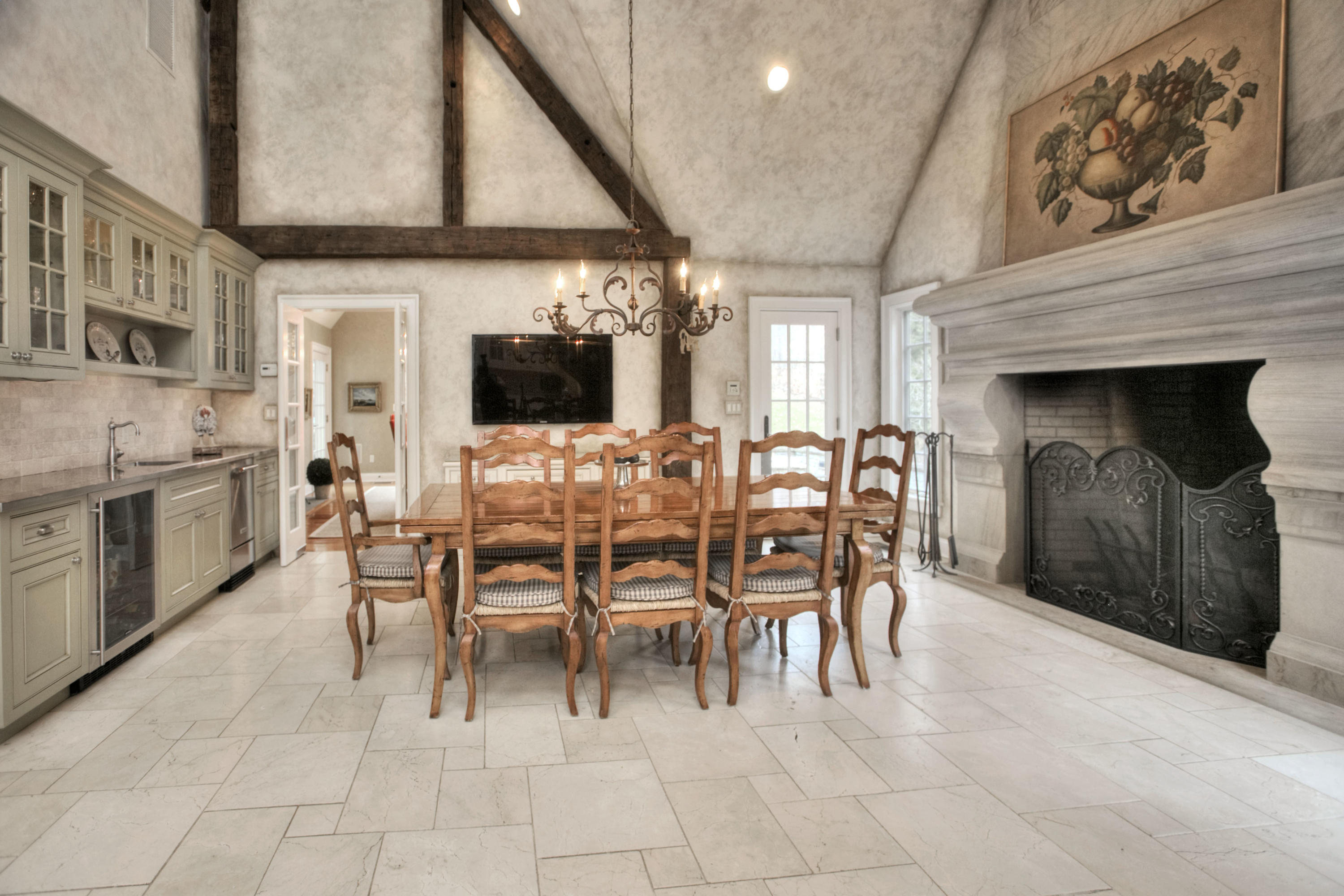 426 Frogtown Road New Canaan, CT 06840 - Photo 12 of 32 Breakfast