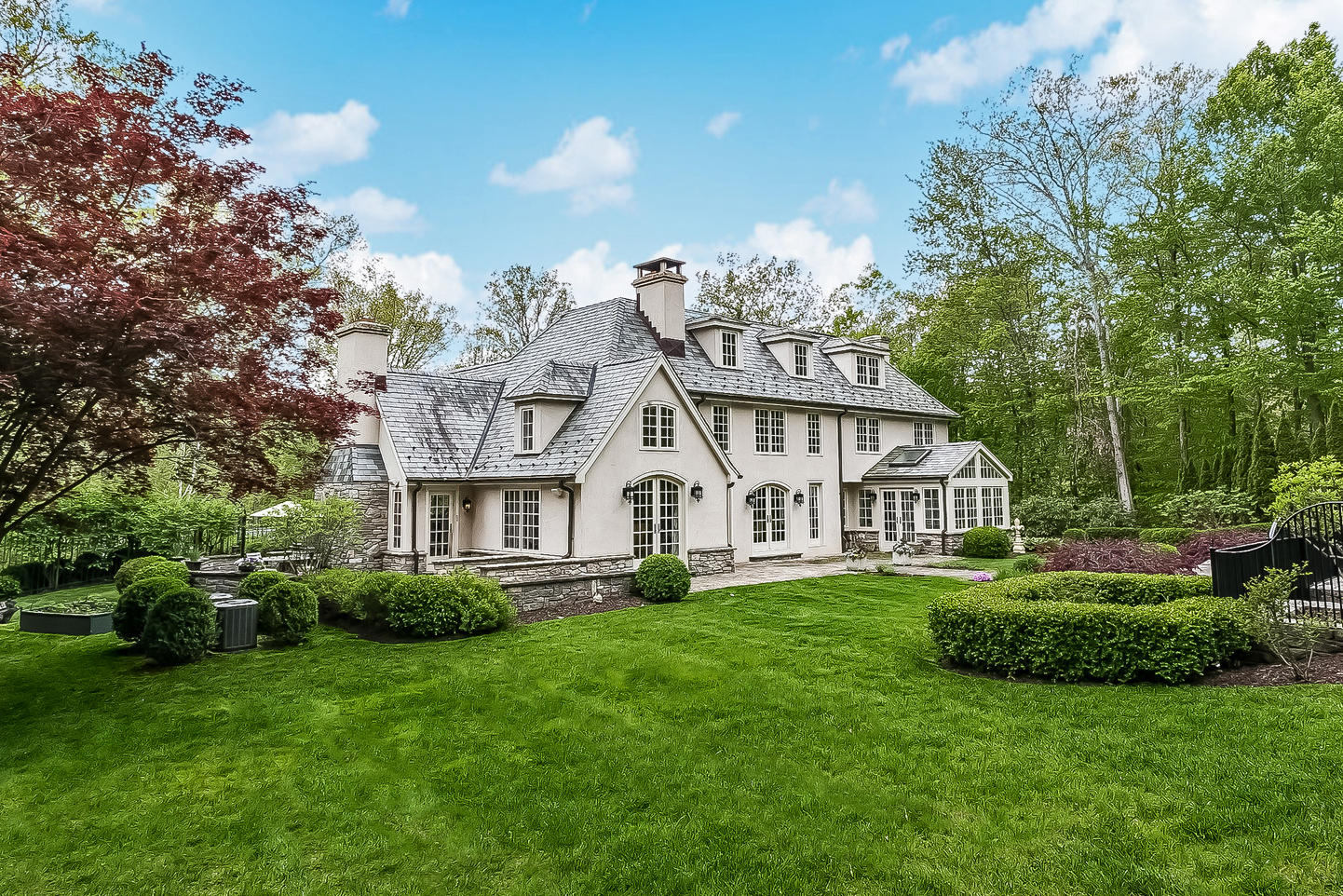 426 Frogtown Road New Canaan, CT 06840 - Photo 3 of 32 Property