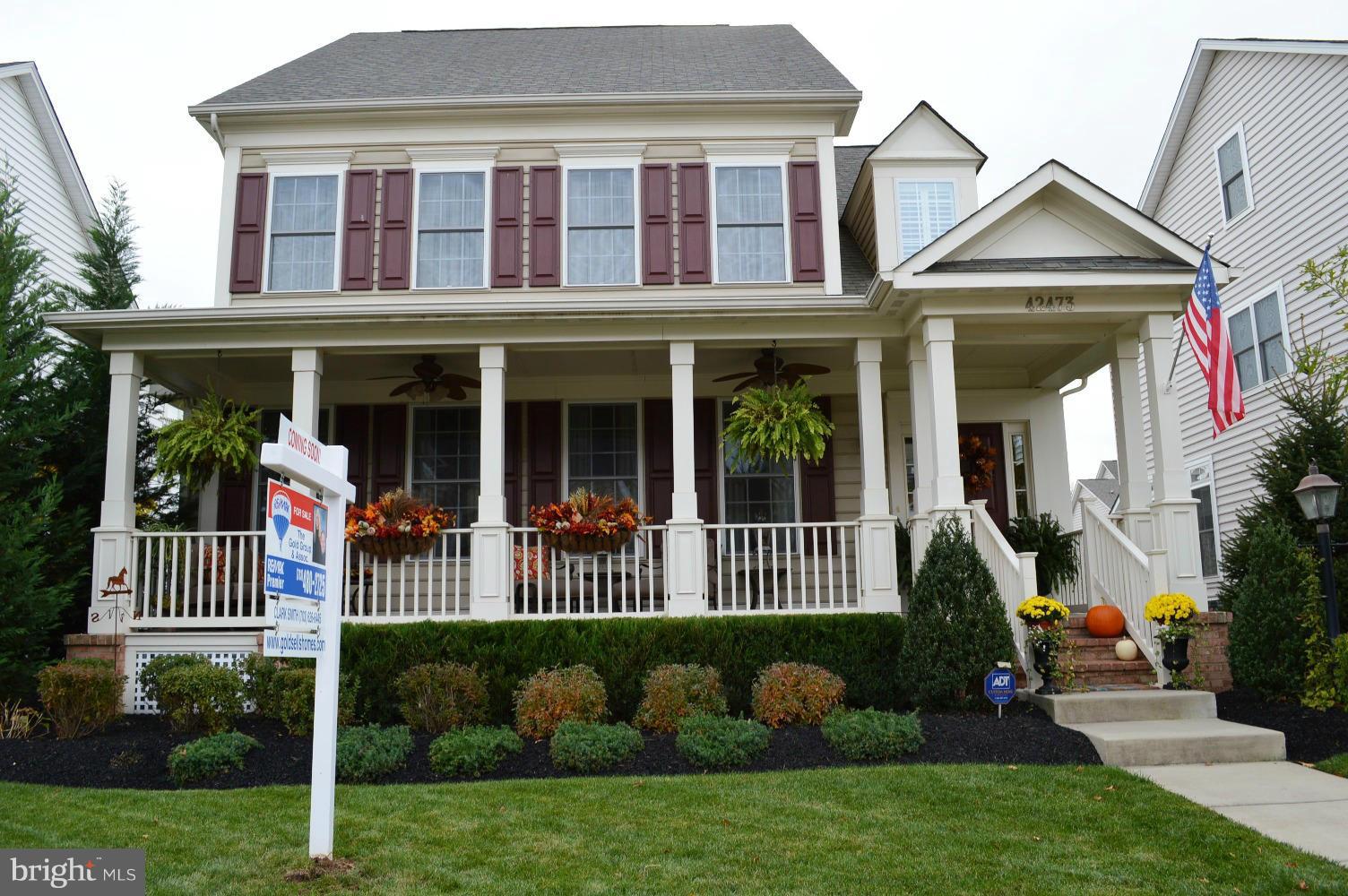 42473 Spring Splendor Drive Ashburn, VA 20148 - Photo 1 of 30 Exterior (Front)