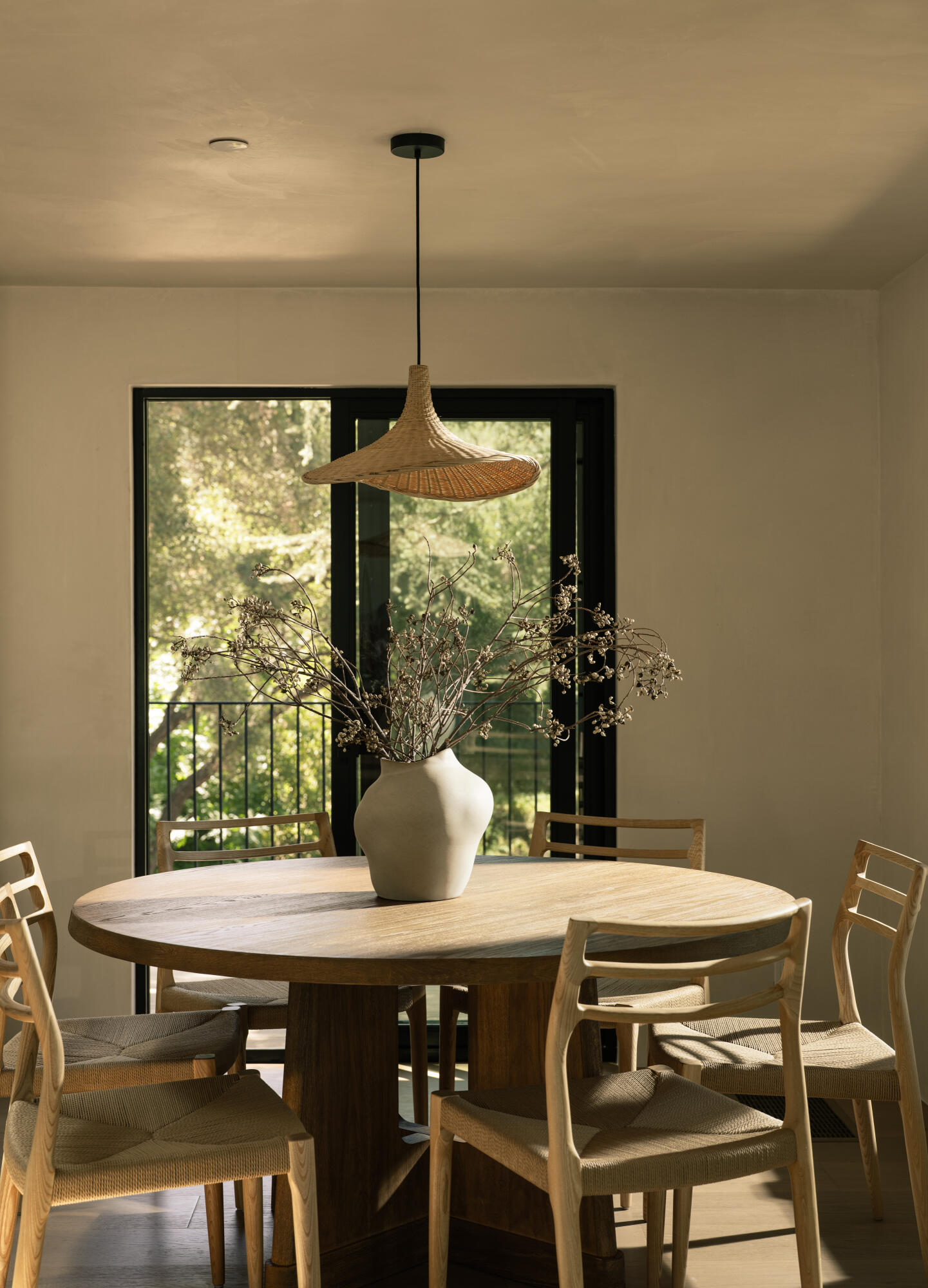 1590 San Roque Road Santa Barbara, CA 93105 - Photo 16 of 50 21. Dining2
