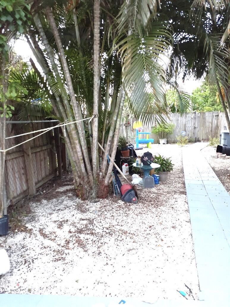 5821 Mango Road West Palm Beach, FL 33413 - Photo 20 of 21 backyardpalms