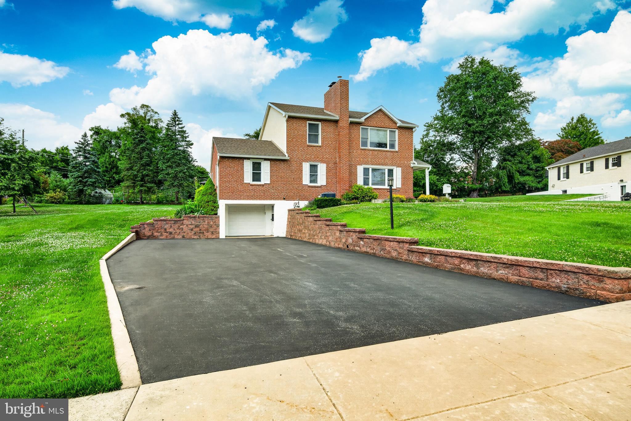 2741 Hillview Road Broomall, PA 19008 - Photo 2 of 80