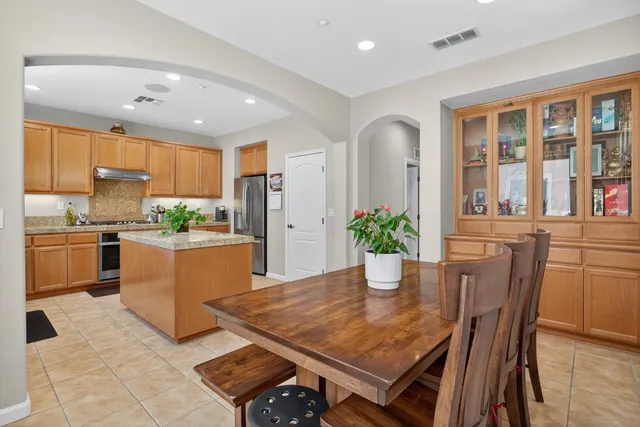 $559,980 | 1062 Acland Way, Tracy, CA 95376