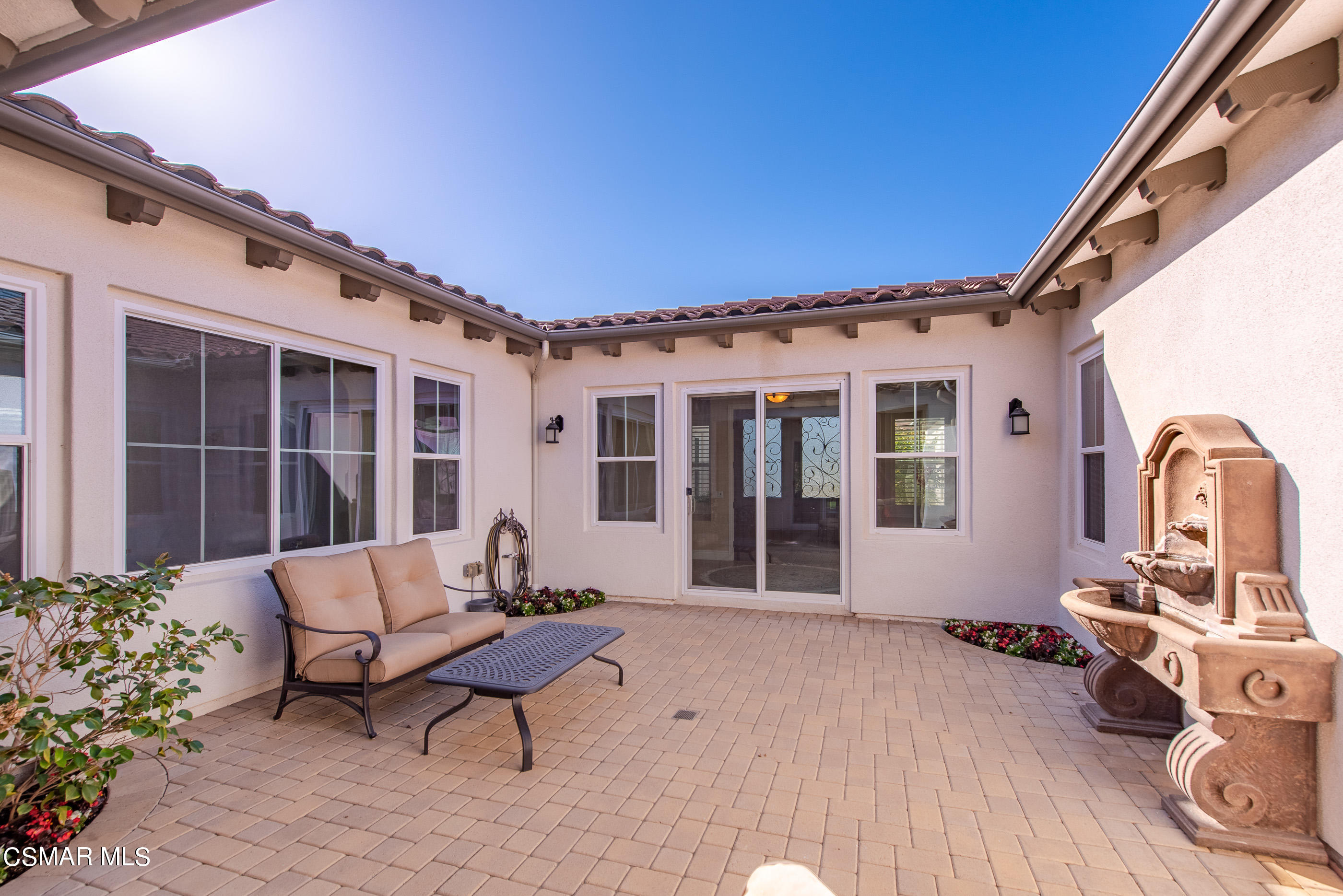 13740 Pinefield Court Moorpark, CA 93021 - Photo 39 of 62 Inner Courtyard