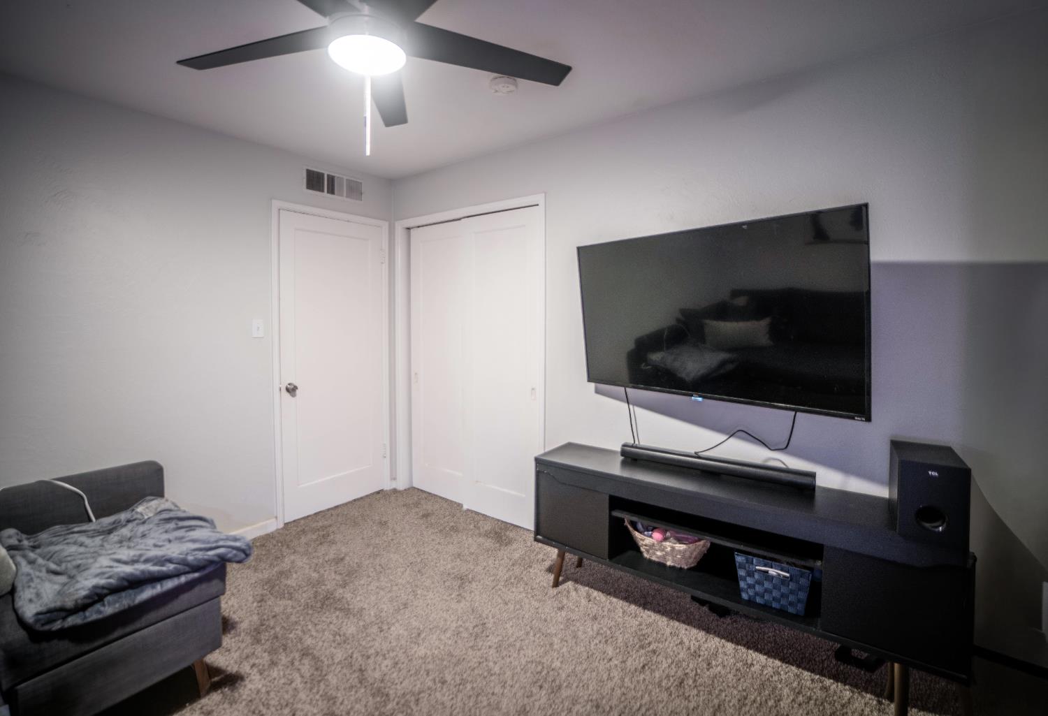 1447 West Normal Avenue Fresno, CA 93705 - Photo 14 of 29