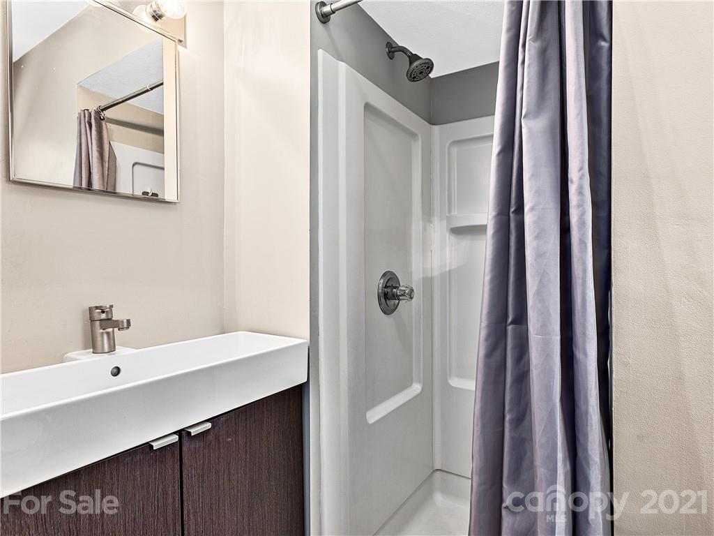 1726 North Rugby Road Hendersonville, NC 28791 - Photo 13 of 25 Gallery Image 13