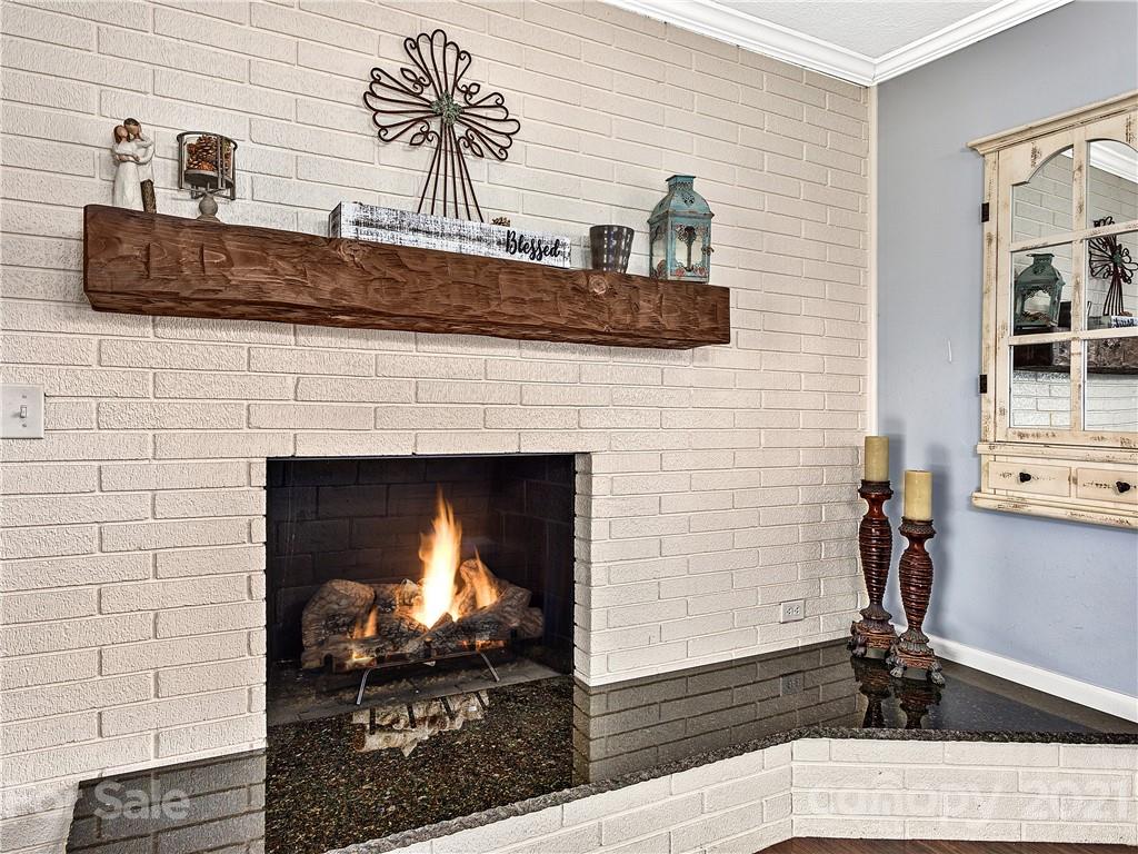 1726 North Rugby Road Hendersonville, NC 28791 - Photo 7 of 25 Gallery Image 7