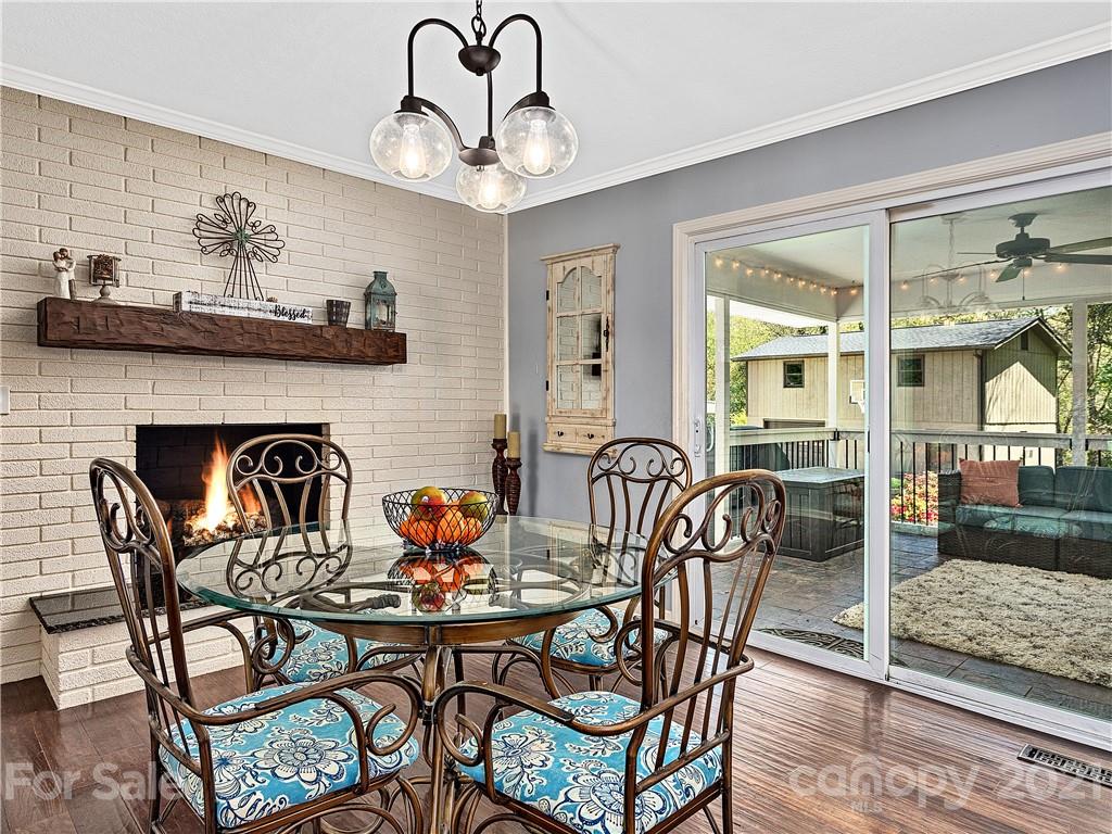 1726 North Rugby Road Hendersonville, NC 28791 - Photo 8 of 25 Gallery Image 8