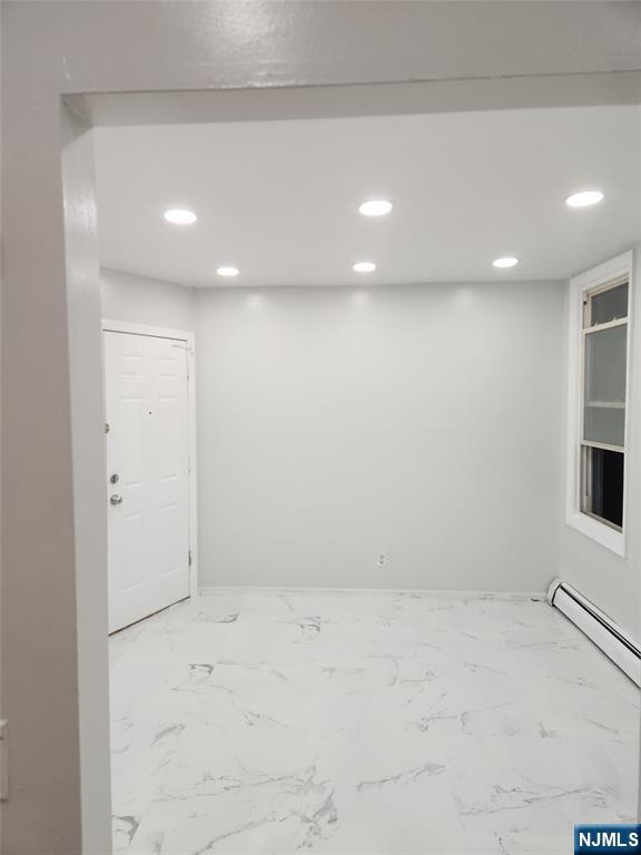 675 John F. Kennedy Boulevard Bayonne, NJ 07002 - Photo 2 of 4 a view of room