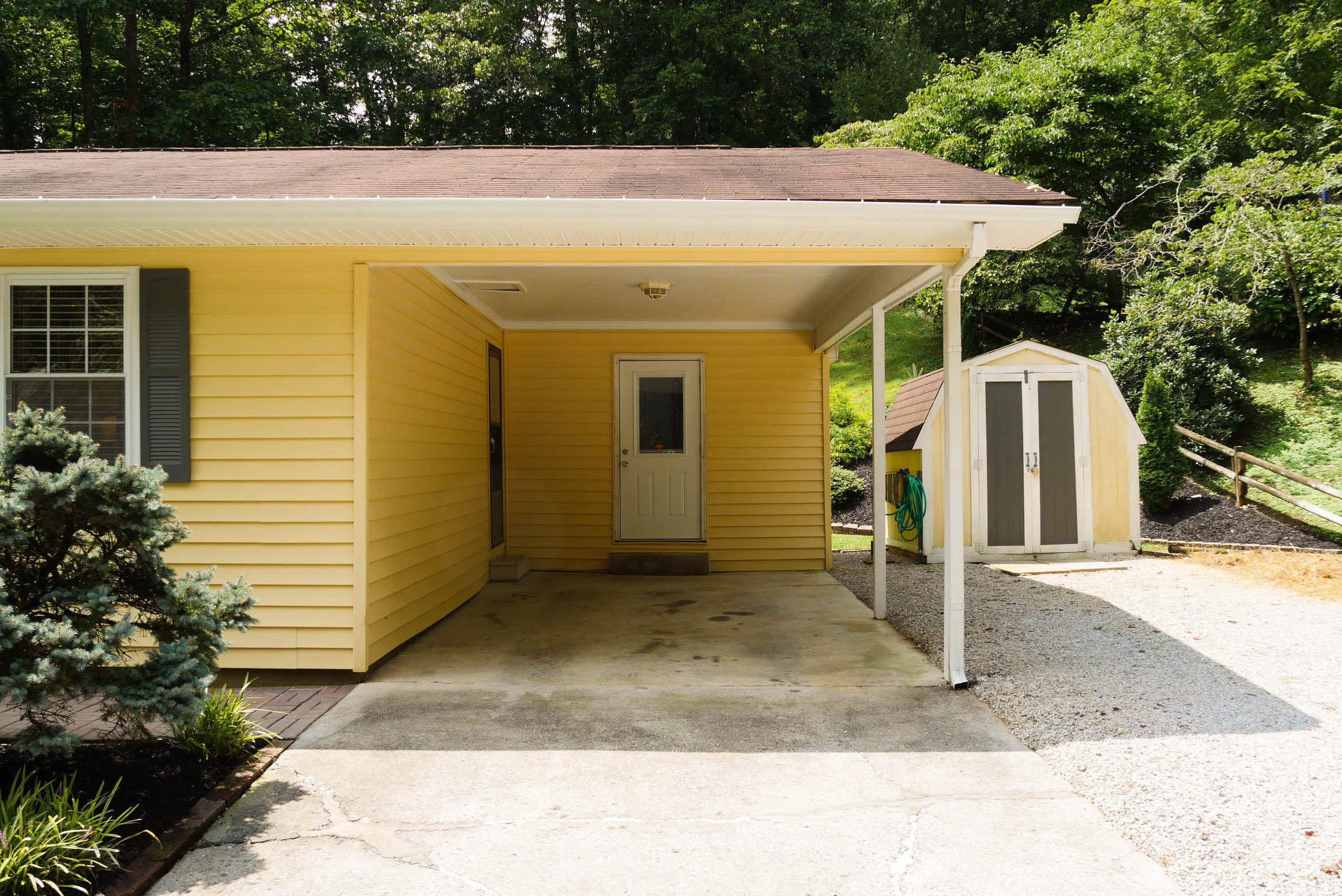 316 Ivanhoe Road Powell, TN 37849 - Photo 4 of 24 HOUSE-6
