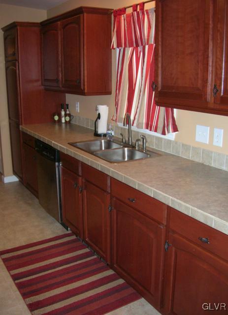 24 Spokane Road Albrightsville, PA 18210 - Photo 13 of 38 View of the kitchen cabinets and counters with vie
