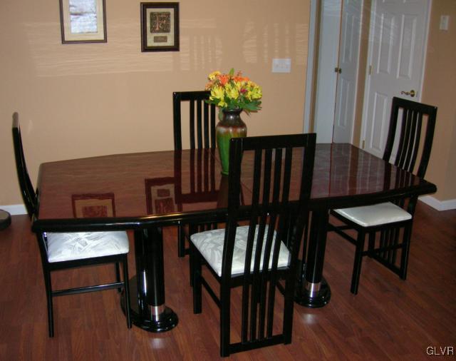 24 Spokane Road Albrightsville, PA 18210 - Photo 9 of 38 View of the dining room from the kitchen--entertai