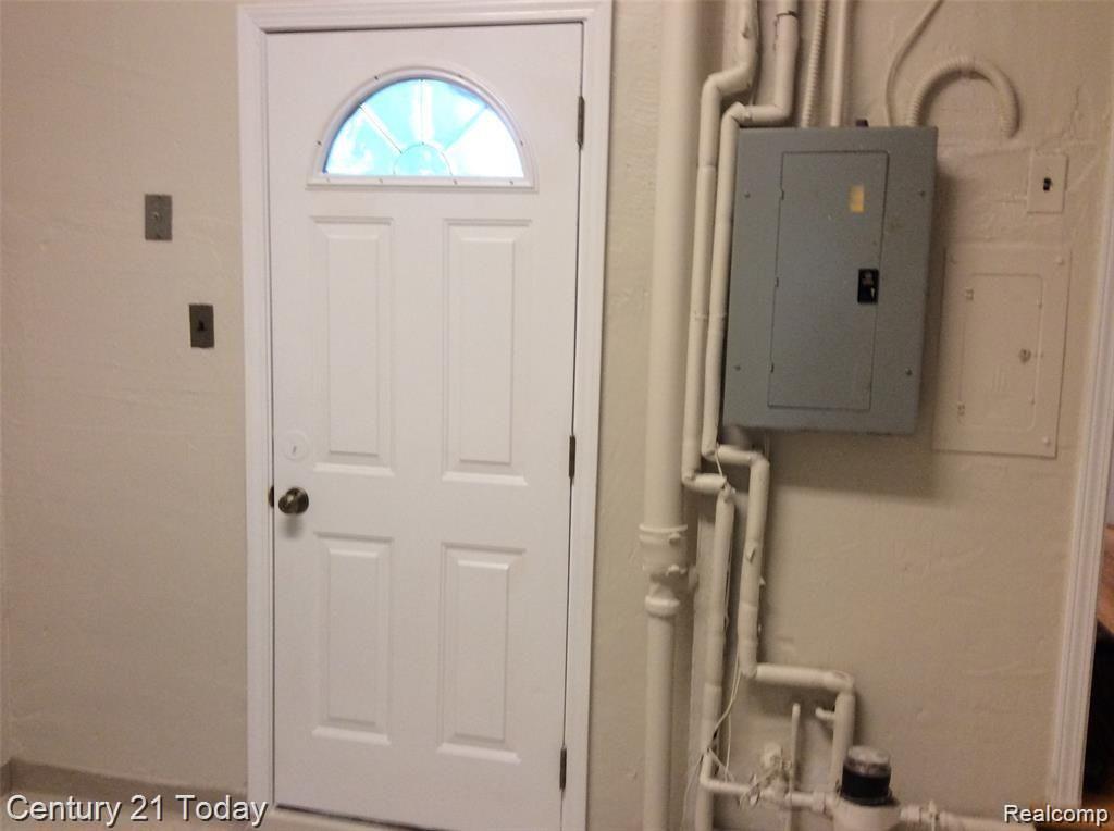 4407 Samoset Road Royal Oak, MI 48073 - Photo 35 of 36 35.jpg