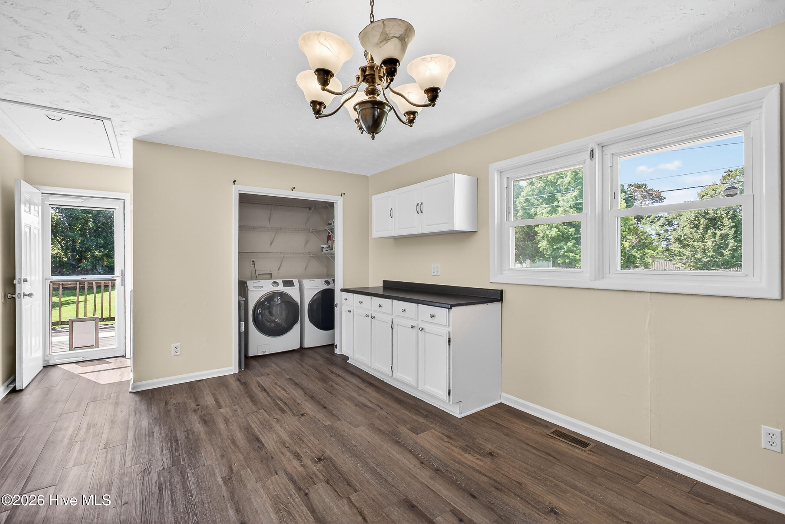 8 Sheffield Road Jacksonville, NC 28546 - Photo 8 of 36 07