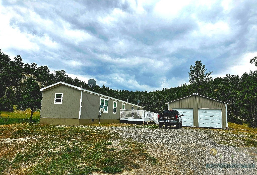 196 Number 4 Road Roundup, MT 59072 - Photo 1 of 1 Gallery Image 1