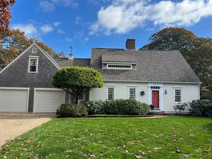 $2,295,000 | 41 Court Street, Chatham, MA 02650