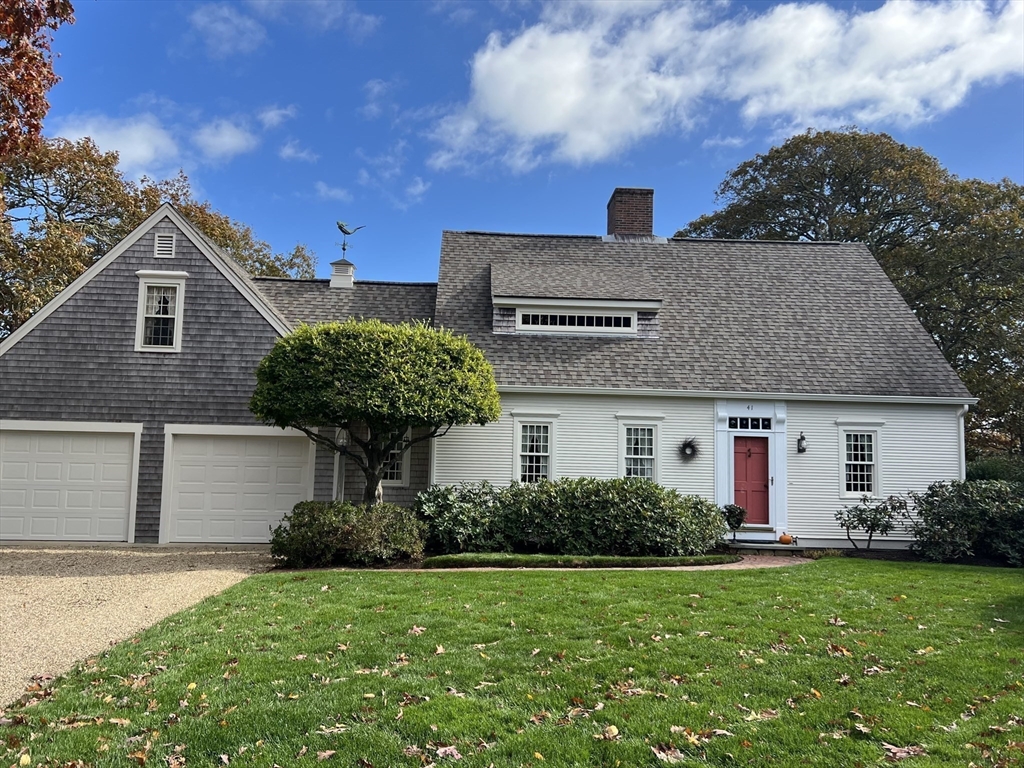 41 Court Street Chatham, MA 02650 - Photo 2 of 38