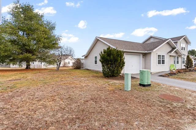 $325,000 | 27 Guadalcanal Street, Unit 27, Brunswick, ME 04011